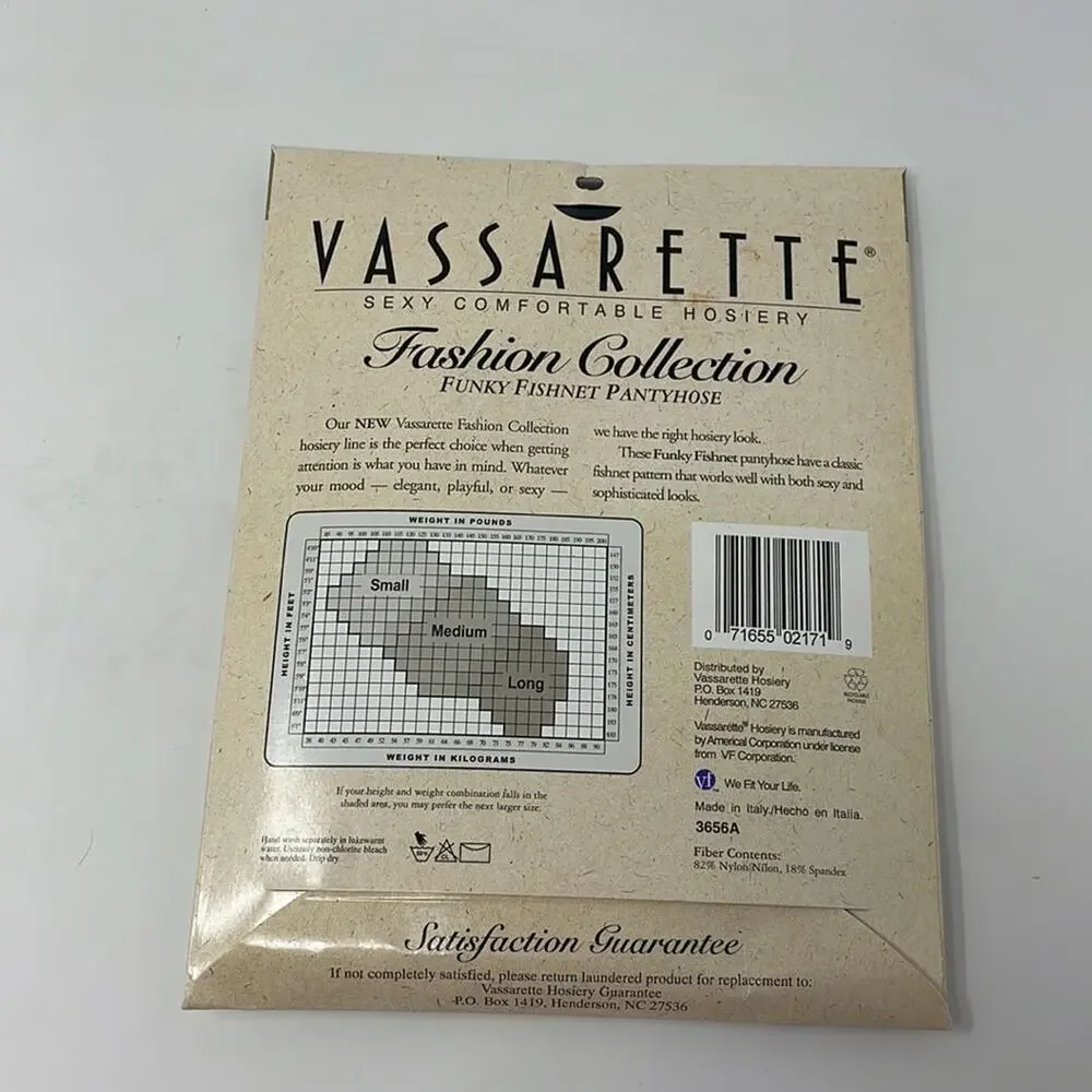 NIP bundle of 4 pantyhose women’s CD/medium